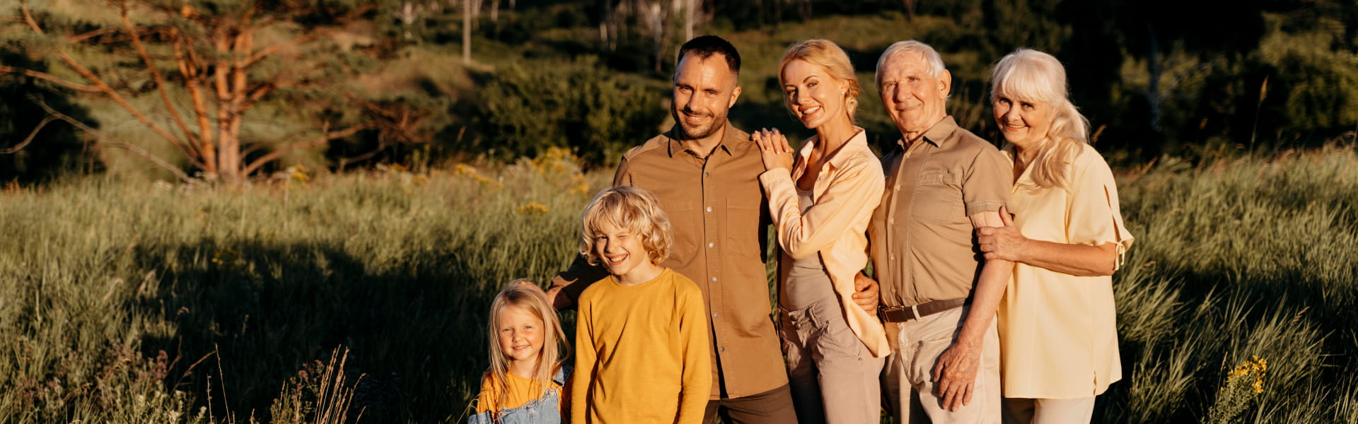 Семья в поле